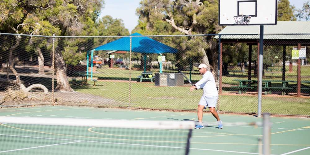 Sports facilities tennis court